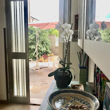 בית נופש Casa Sicilia 01 - 120 Mt Dal Mare *